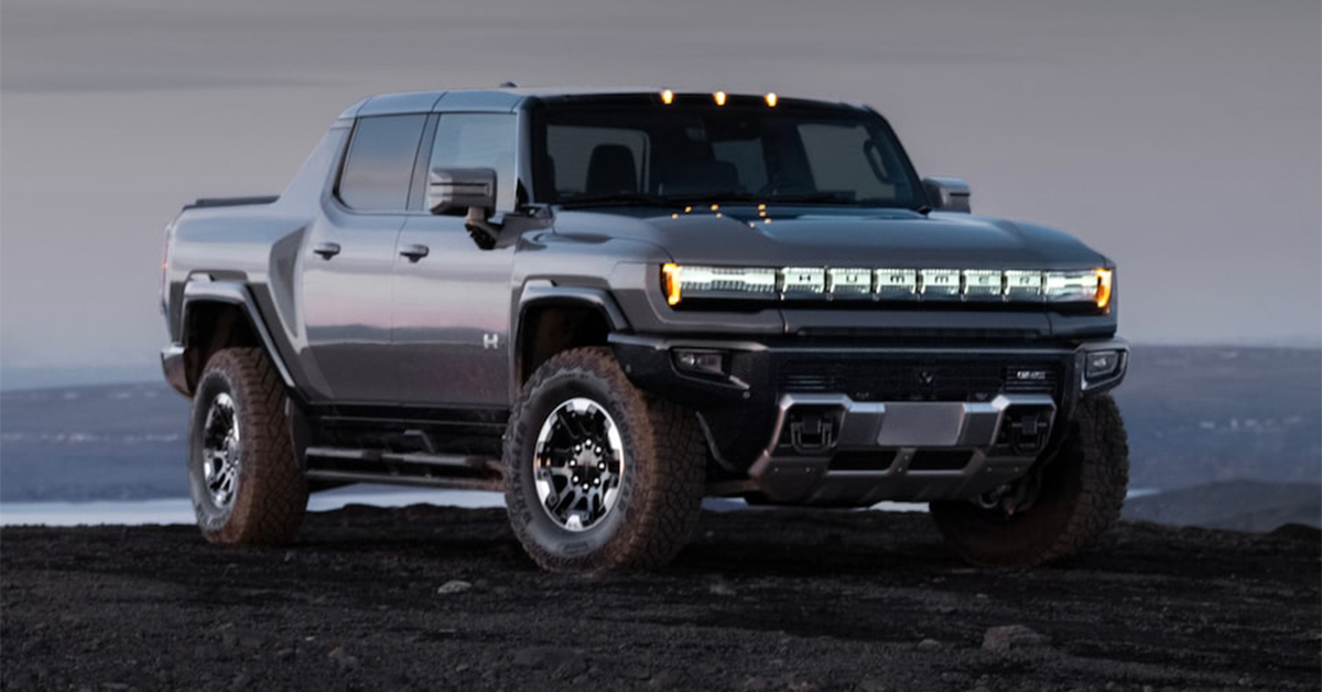 2025 GMC Hummer EV front view