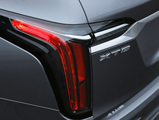 2020 Cadillac XT6 tail light and trunk