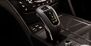 2019 Cadillac CT6 V-Sport shifter