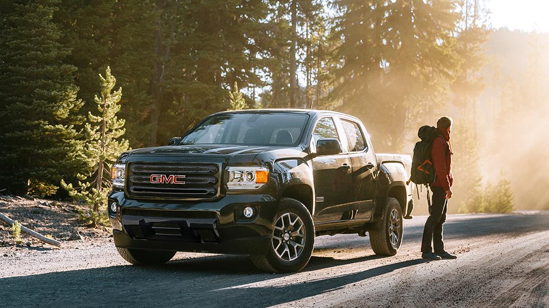 GMC Canyon features vs GMC Sierra 1500 Features Rockville Centre GMC