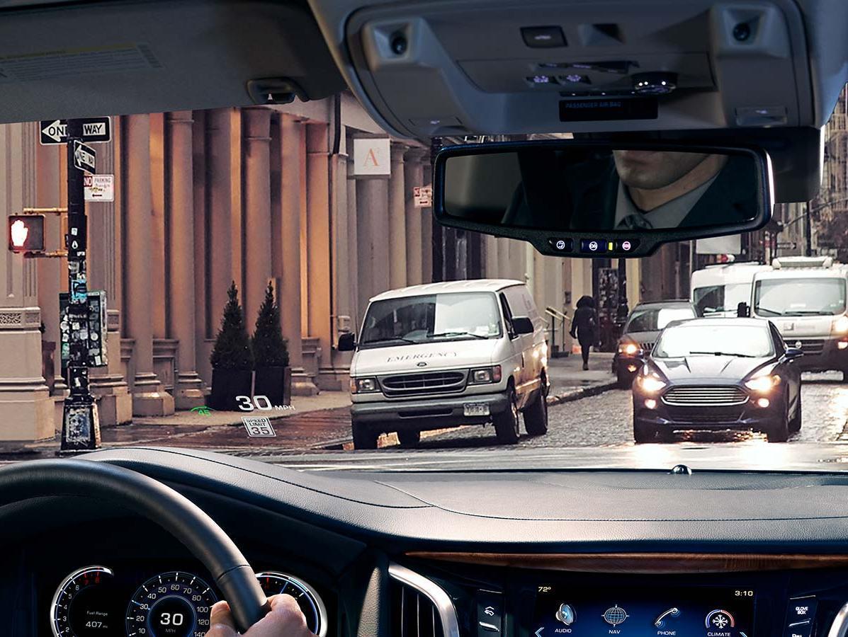 CADILLAC ESCALADE ESV LUXURY SUV FEATURES