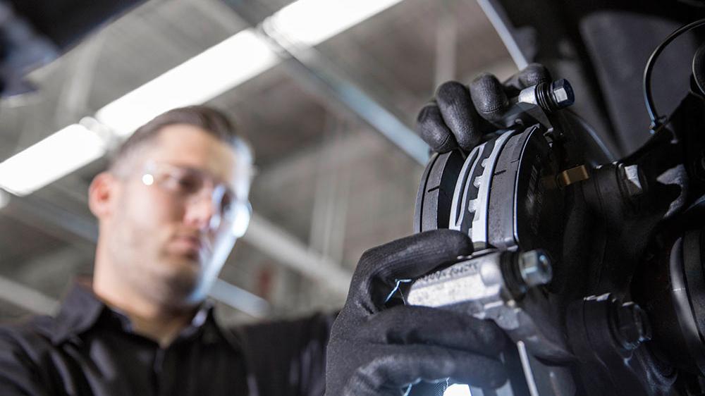 Brake Service and Brake Repair | Chevrolet Certified Service