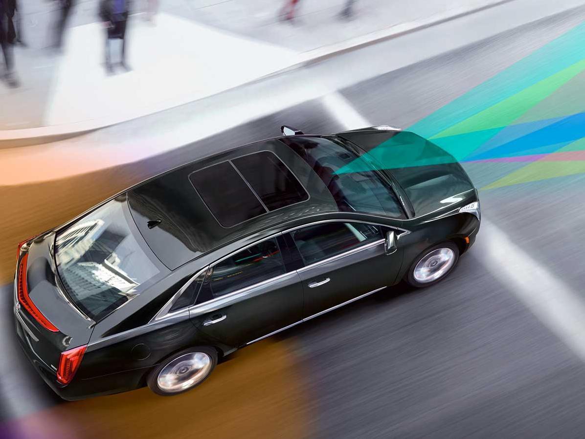 CADILLAC XTS PREMIUM LUXURY SEDAN FEATURES