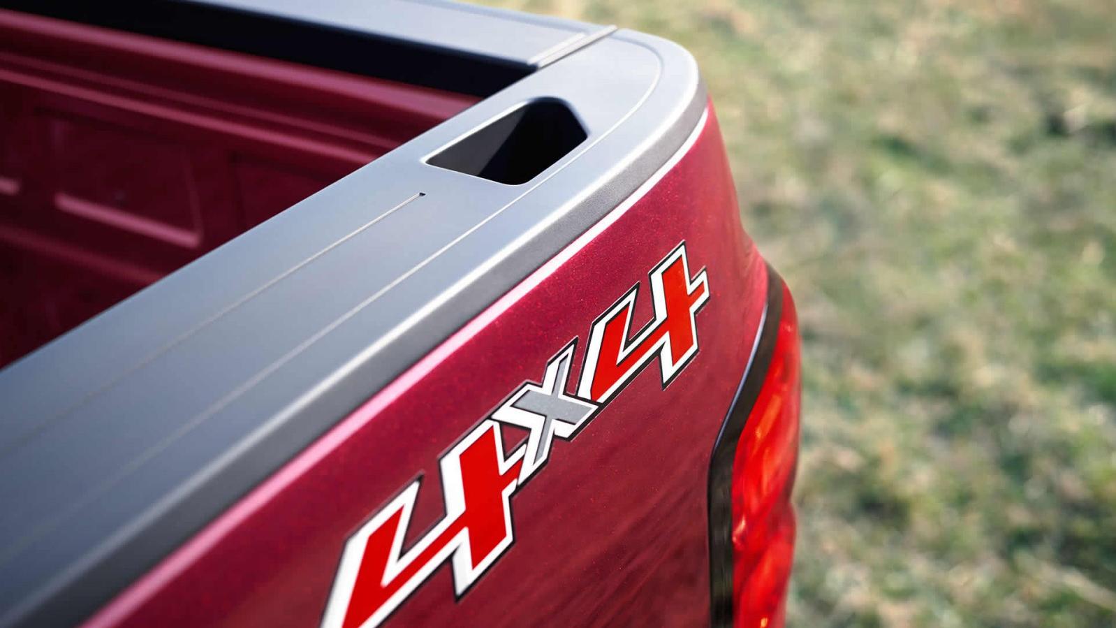 Chicago Chevy Silverado | Trucks at Advantage Chevrolet