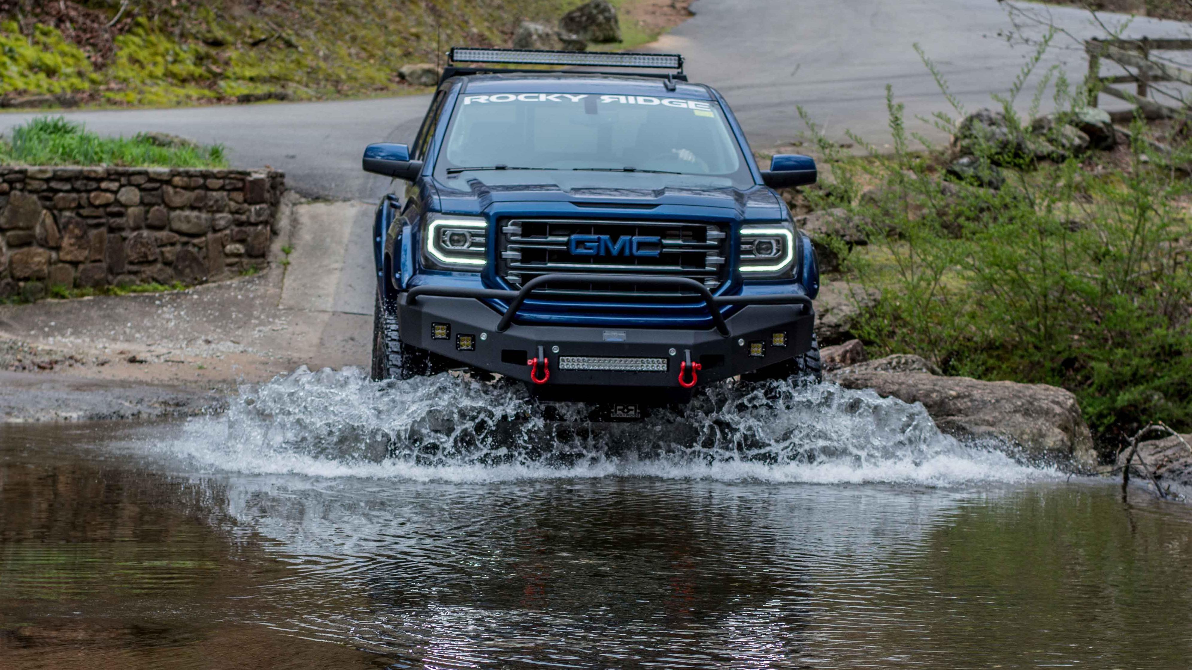 Frank's GMC is a LYNDHURST GMC dealer and a new car and used car