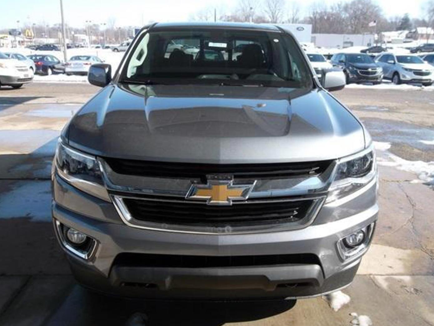 Robert DeNooyer Chevrolet is a HOLLAND Chevrolet dealer and a new car