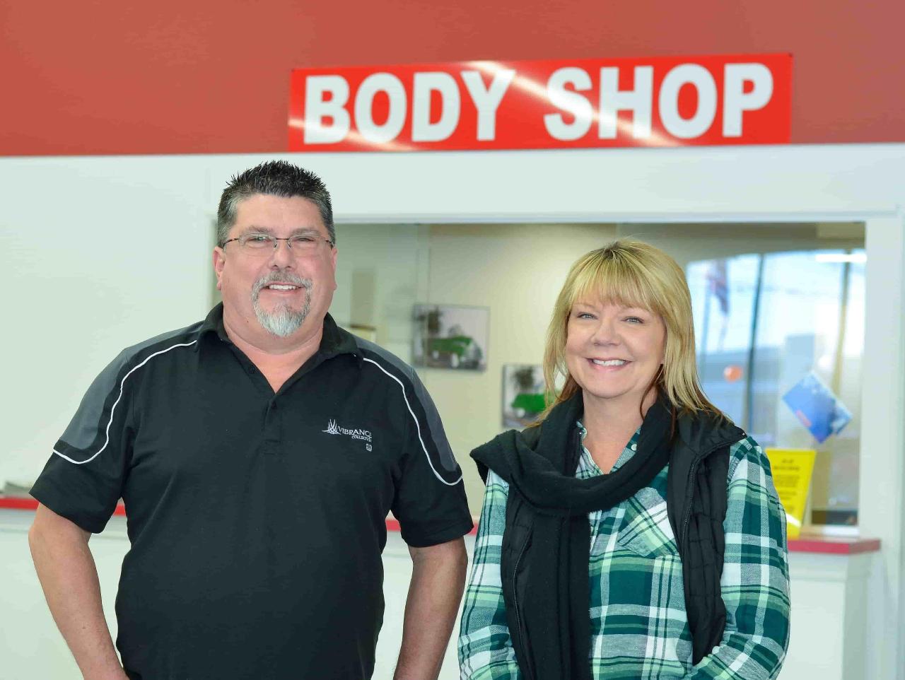 Valley Ford Sales, Inc. is a Yakima Ford dealer and a new car and used