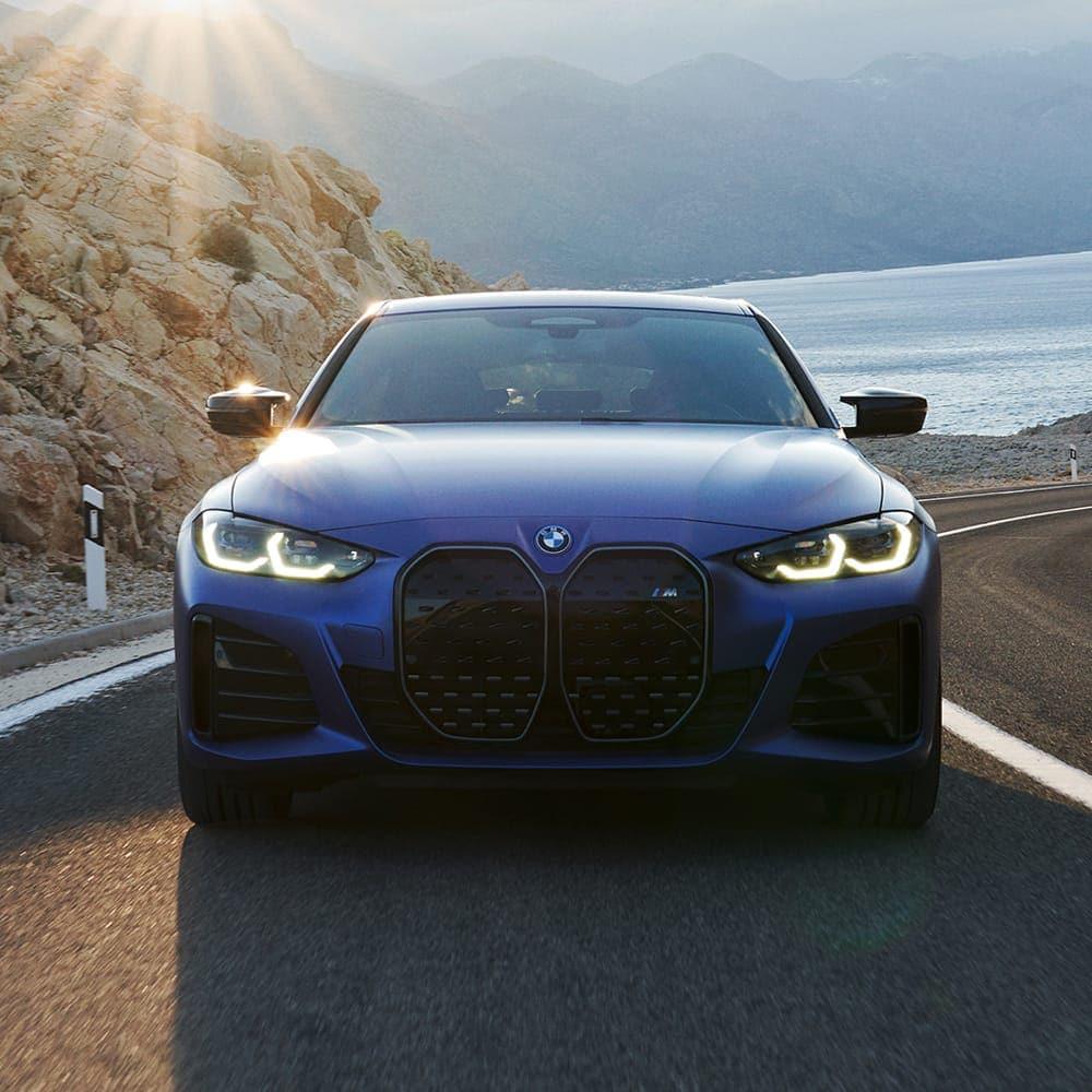 front view of BMW i4