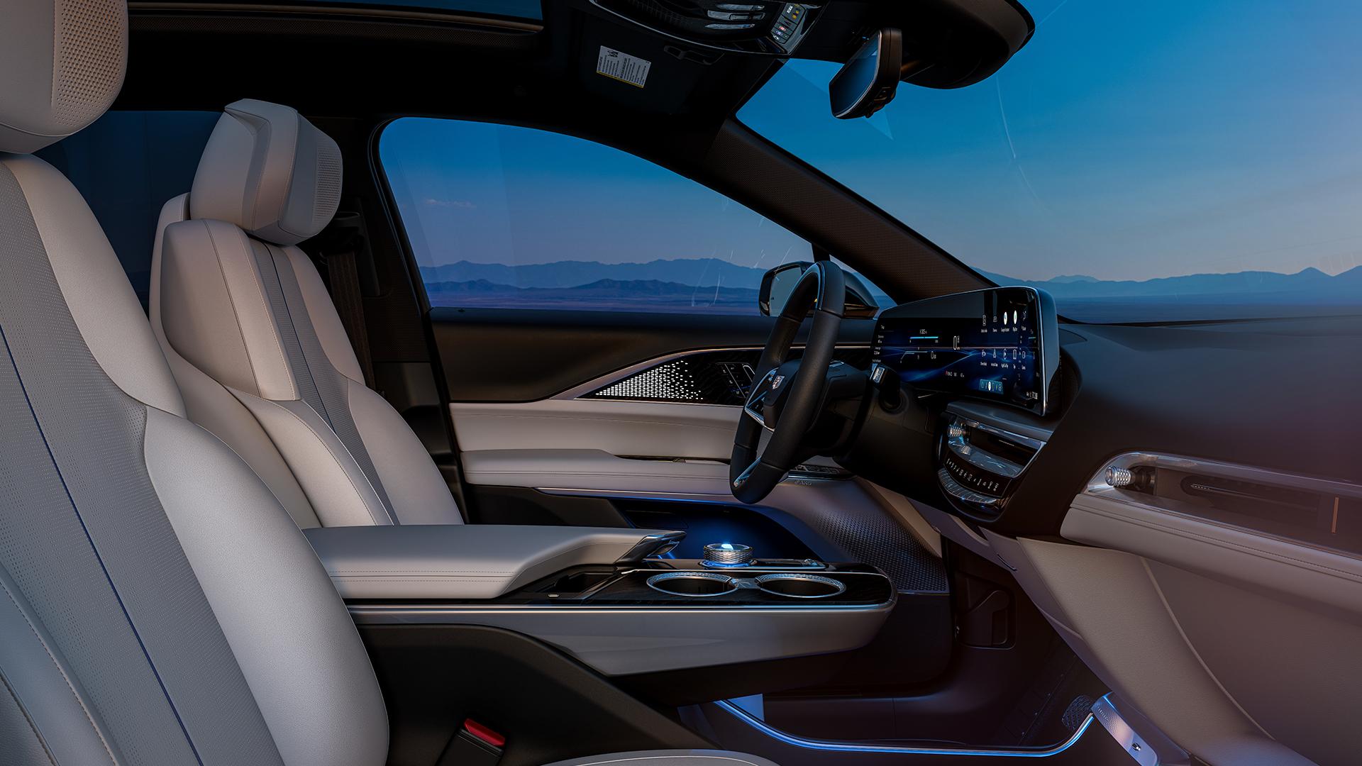 2023 Cadillac Lyriq interior