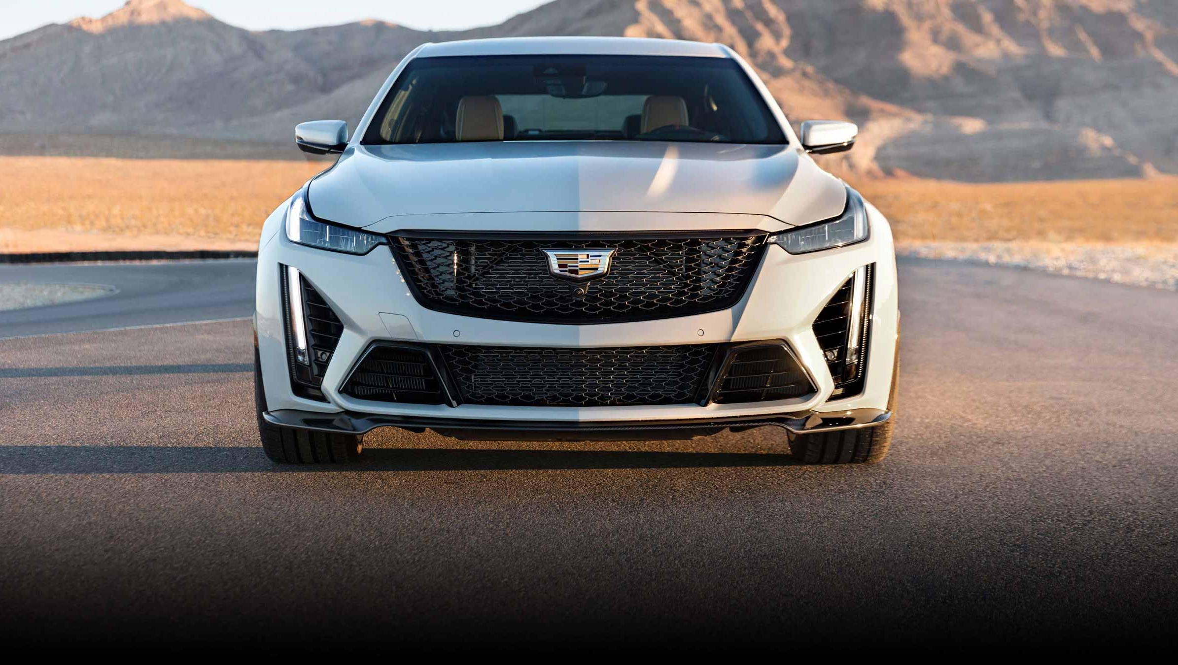 Cadillac_2023_CT5-V Blackwing SAFETY AND DRIVER