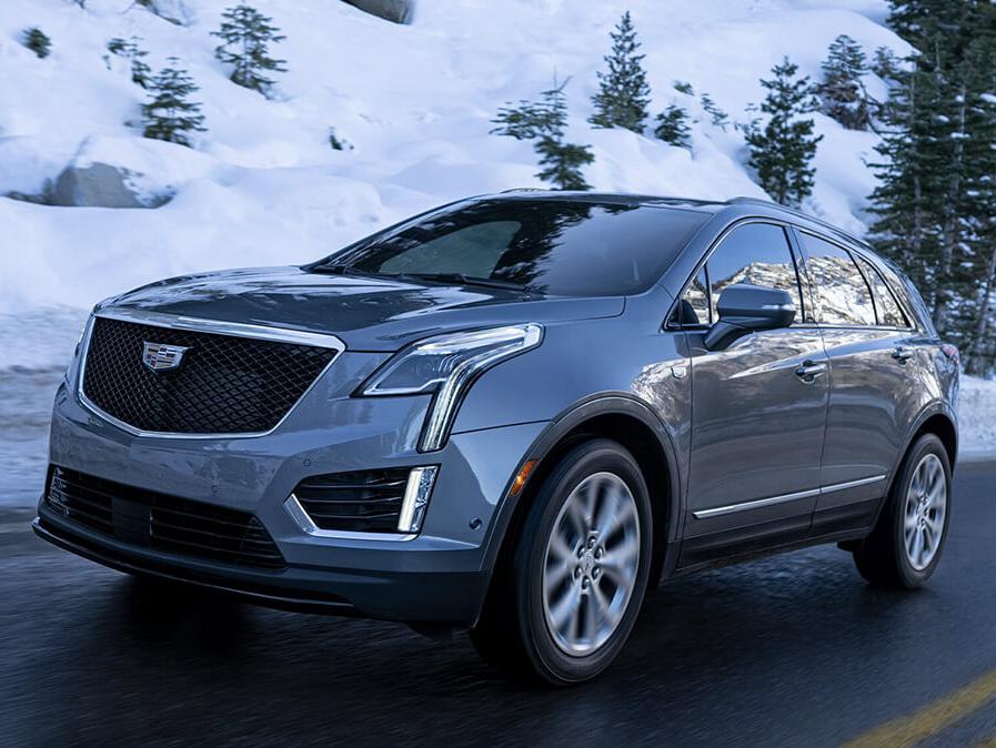 Silver 2021 XT5 Exterior Shot with Snow