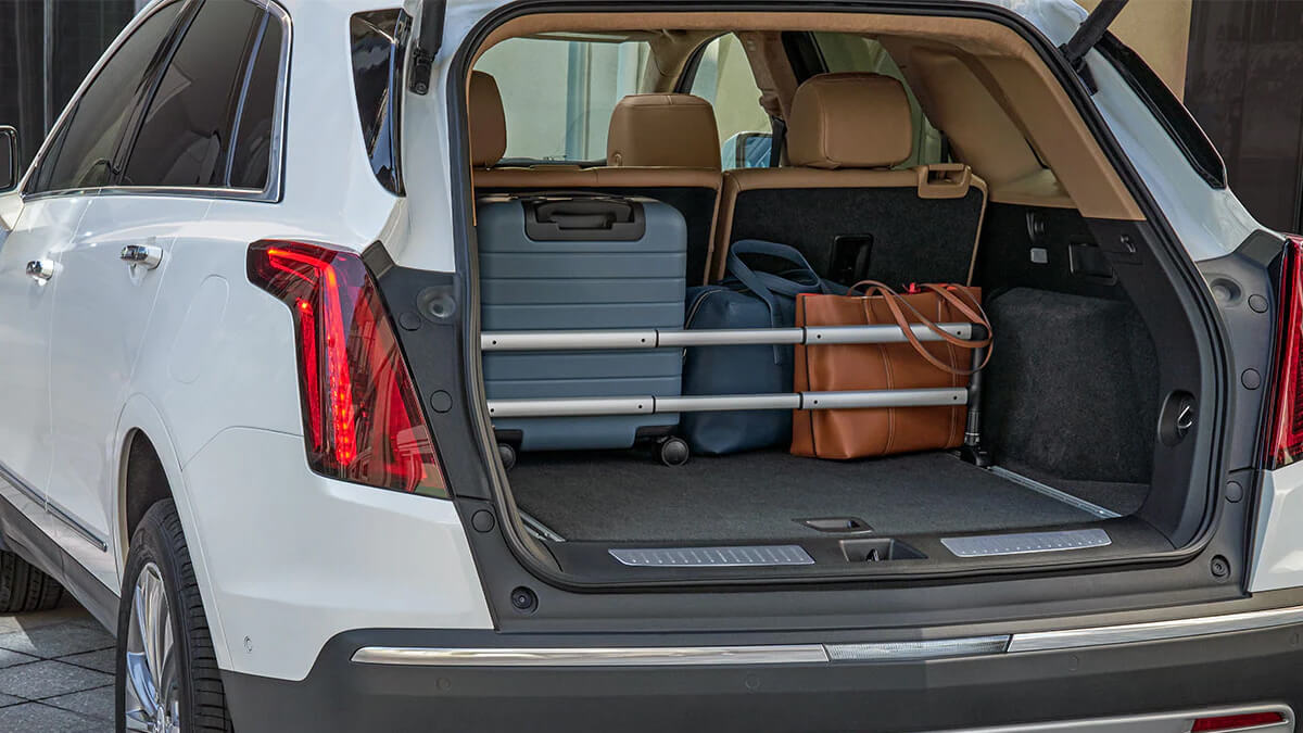 Exterior cargo in Cadillac XT5