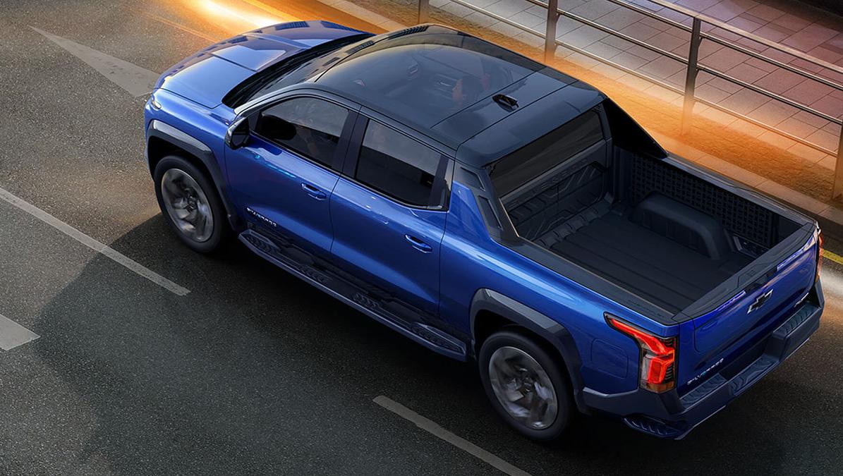 AVAILABLE PANORMANIC FIXED-GLASS ROOF AVAILABLE PANORMANIC FIXED-GLASS ROOF