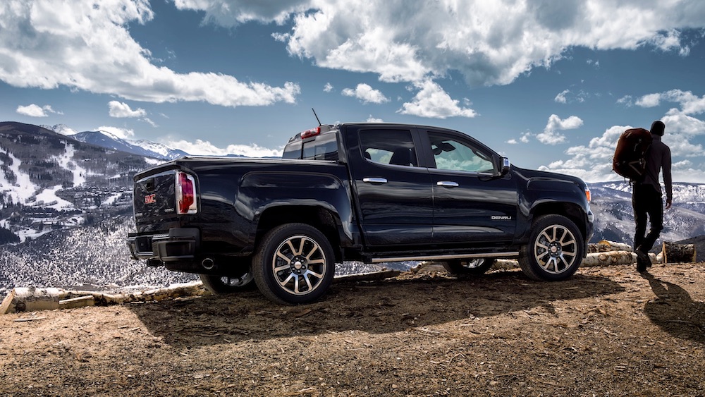 2020 GMC Canyon Denali Luxury Compact Pickup Truck Exterior Side Shot for Gallery