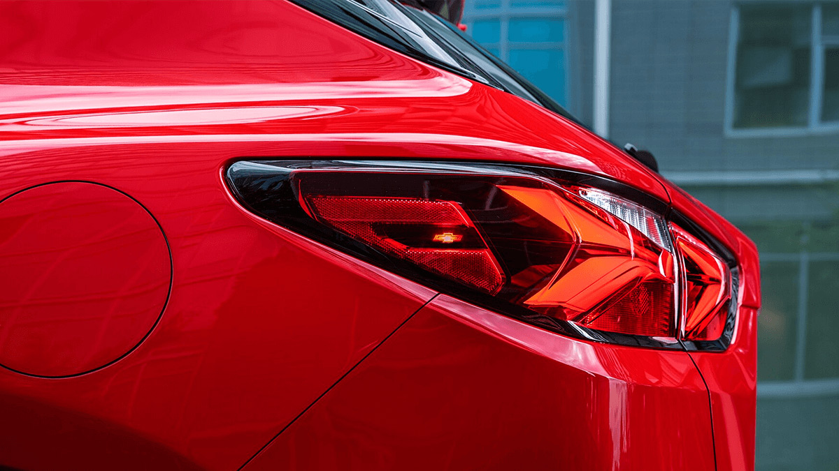 Red Chevrolet Blazer 2020 tail light