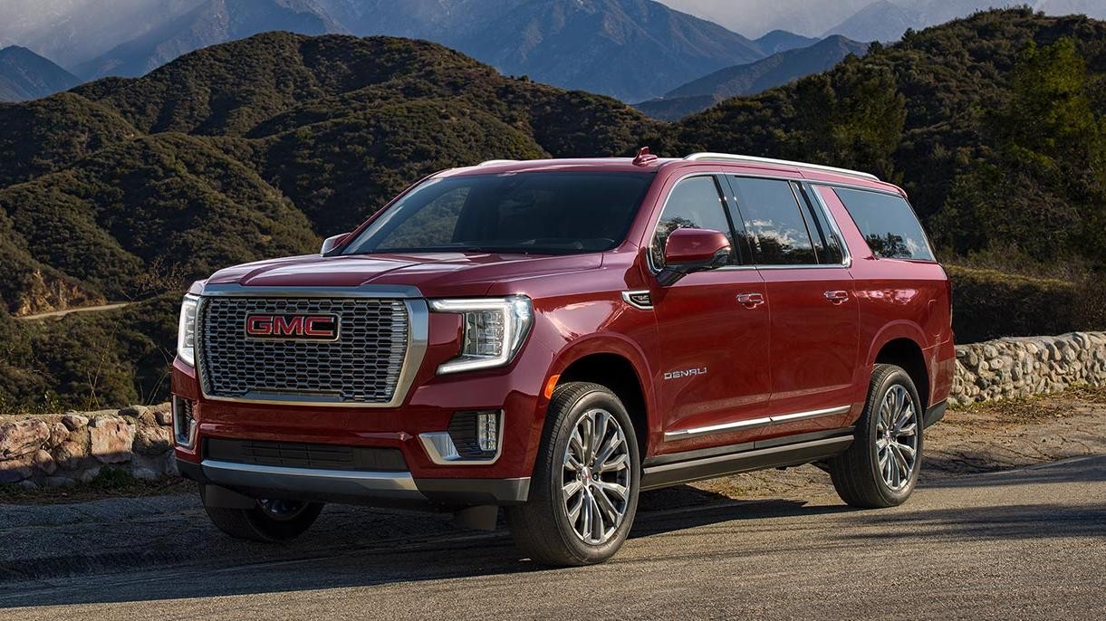 2021 GMC Yukon XL cruising on road