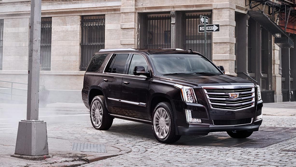 Escalade Exterior on Street