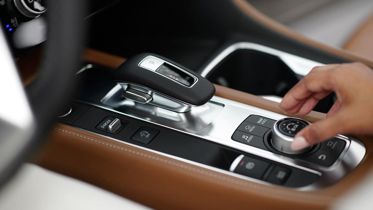 Wireless Apple CarPlay® integration Wireless Apple CarPlay® integration