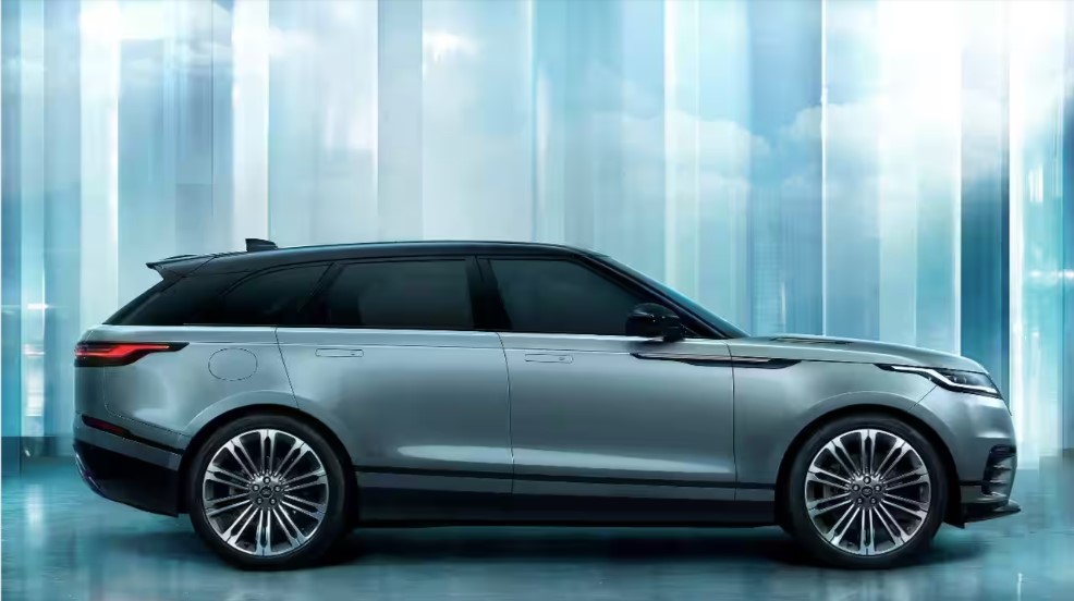 Select 2025 Land Rover Range Rover Velar