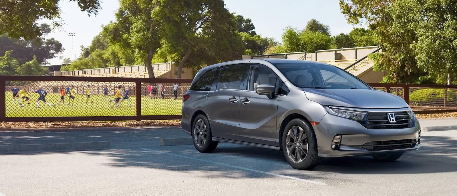 2024 Honda Odyssey parked on the road