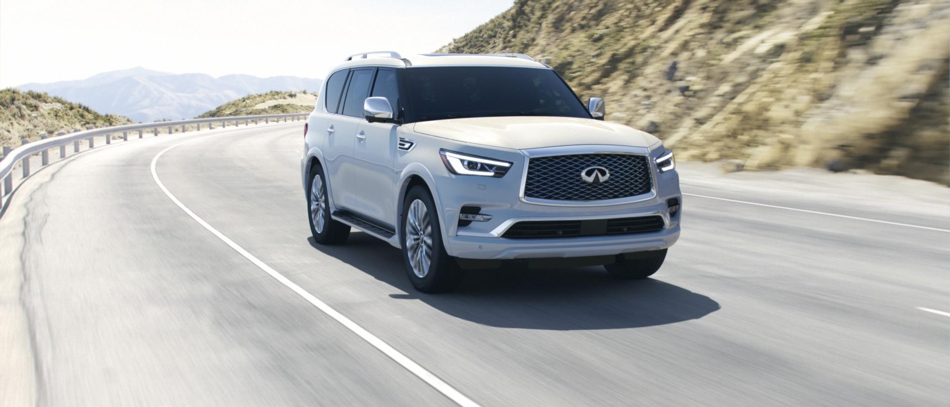 INFINITI 2019 QX80 LUXE