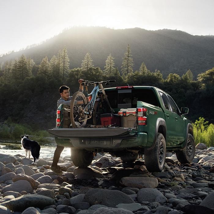 SHOP@HOME_2025 Nissan Frontier