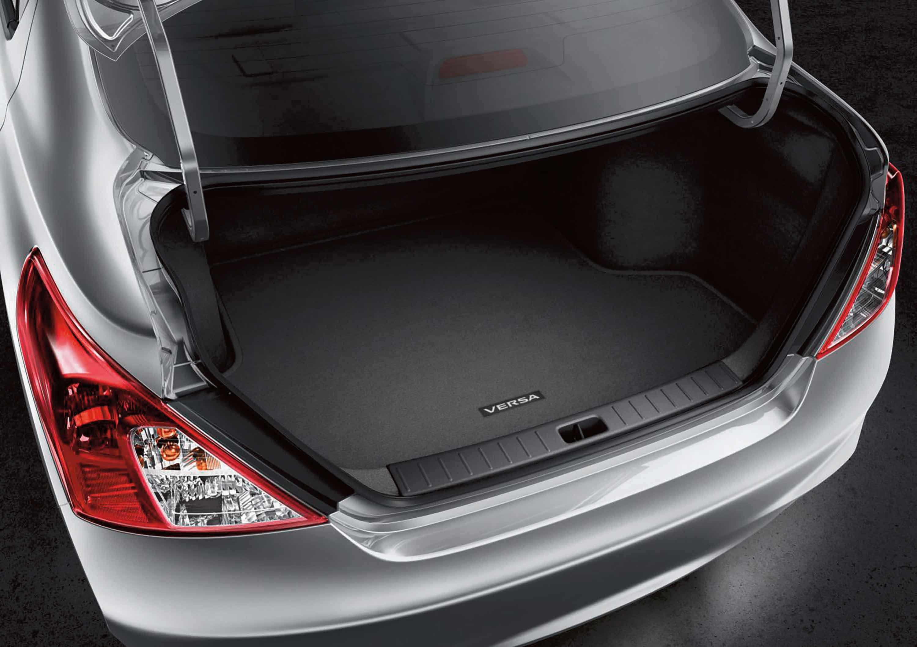 Nissan 2019 Versa