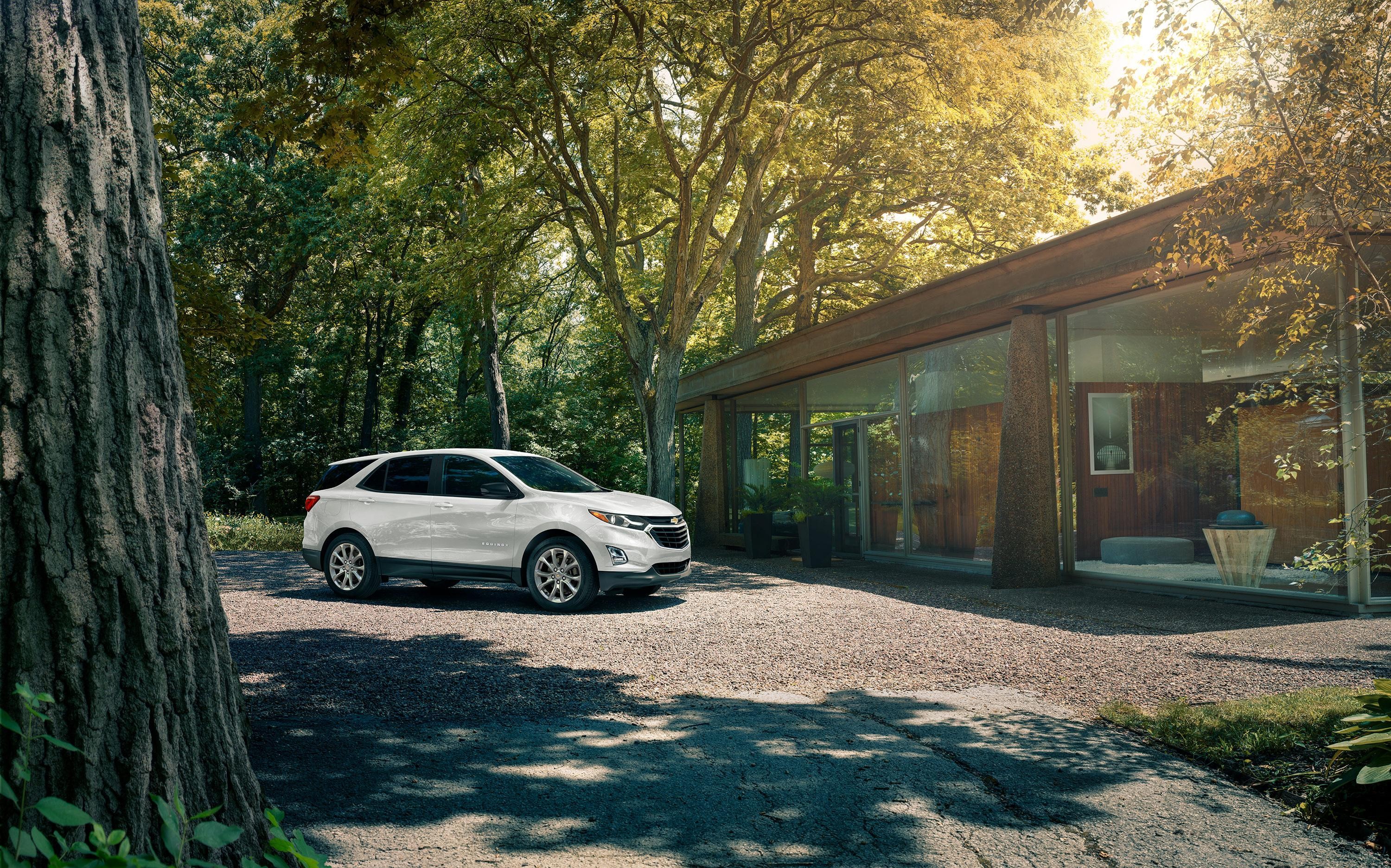 2021 Chevrolet Equinox LS Summit White 