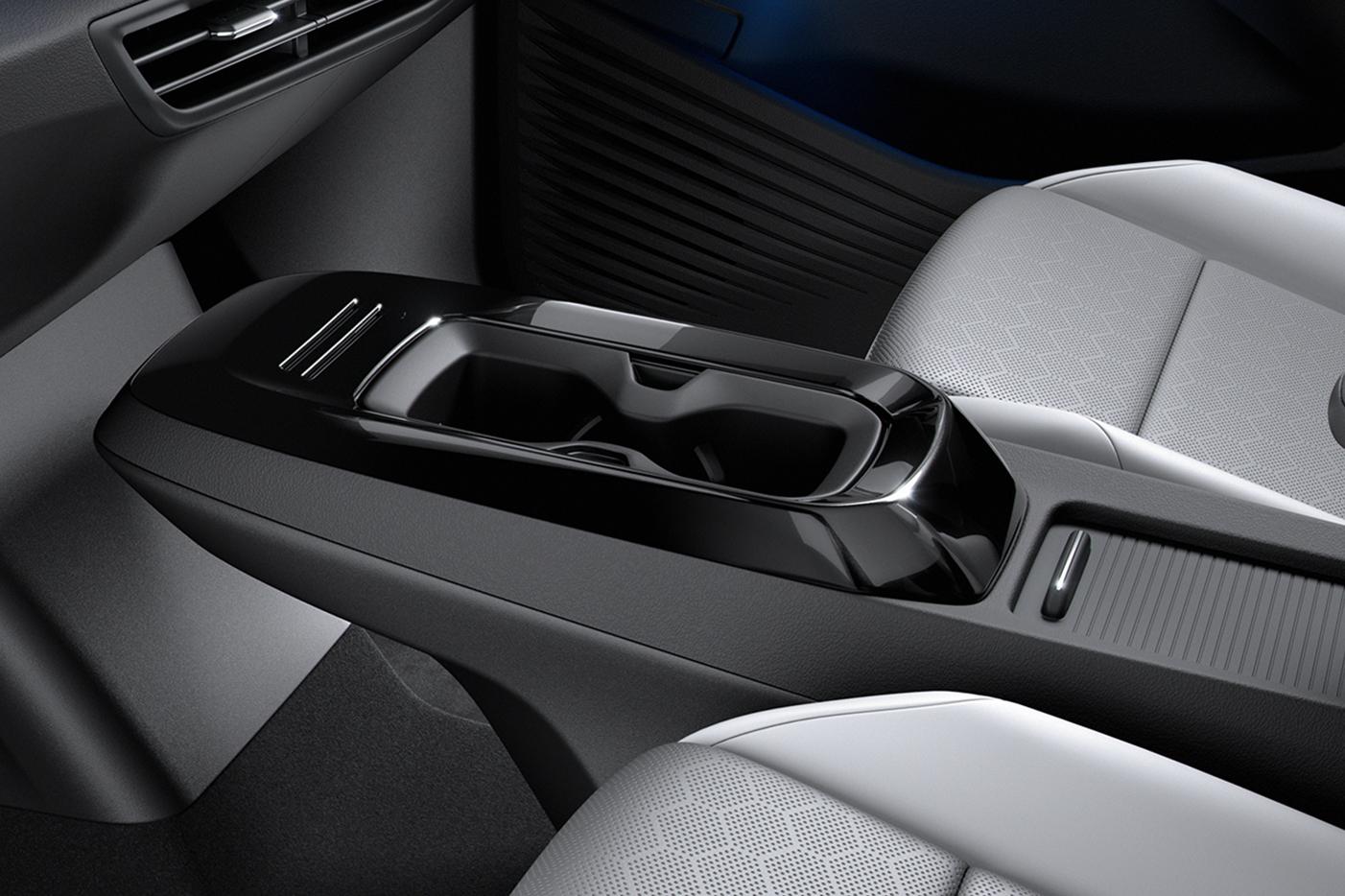 The ID.4 center console and cupholders