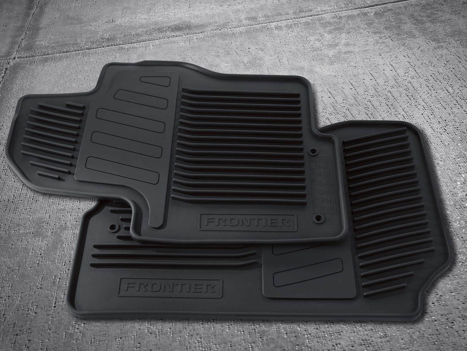 Nissan Frontier foot mats