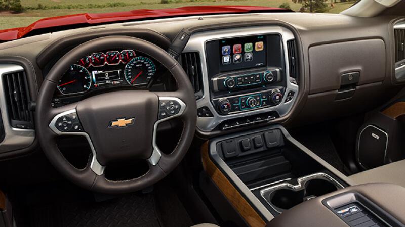 2017 Chevrolet Silverado - Technology