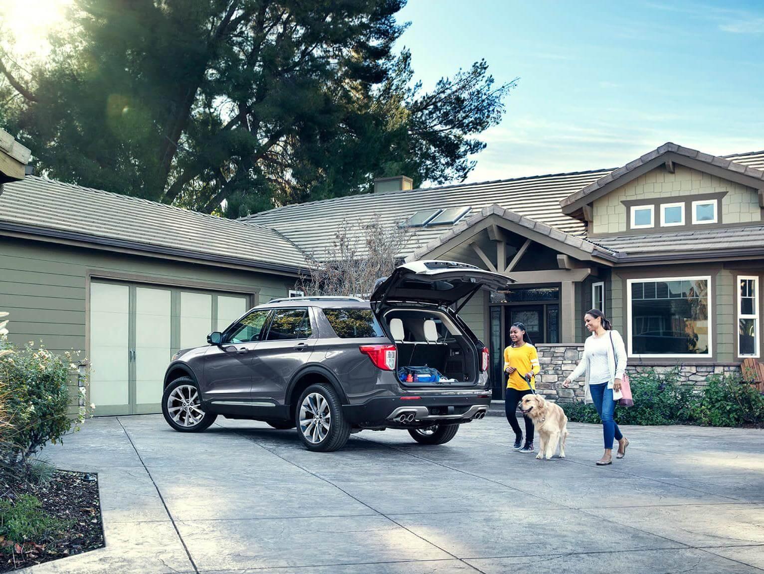 Pettus Ford DeSoto, Inc. is a Ford dealer selling new and used cars in