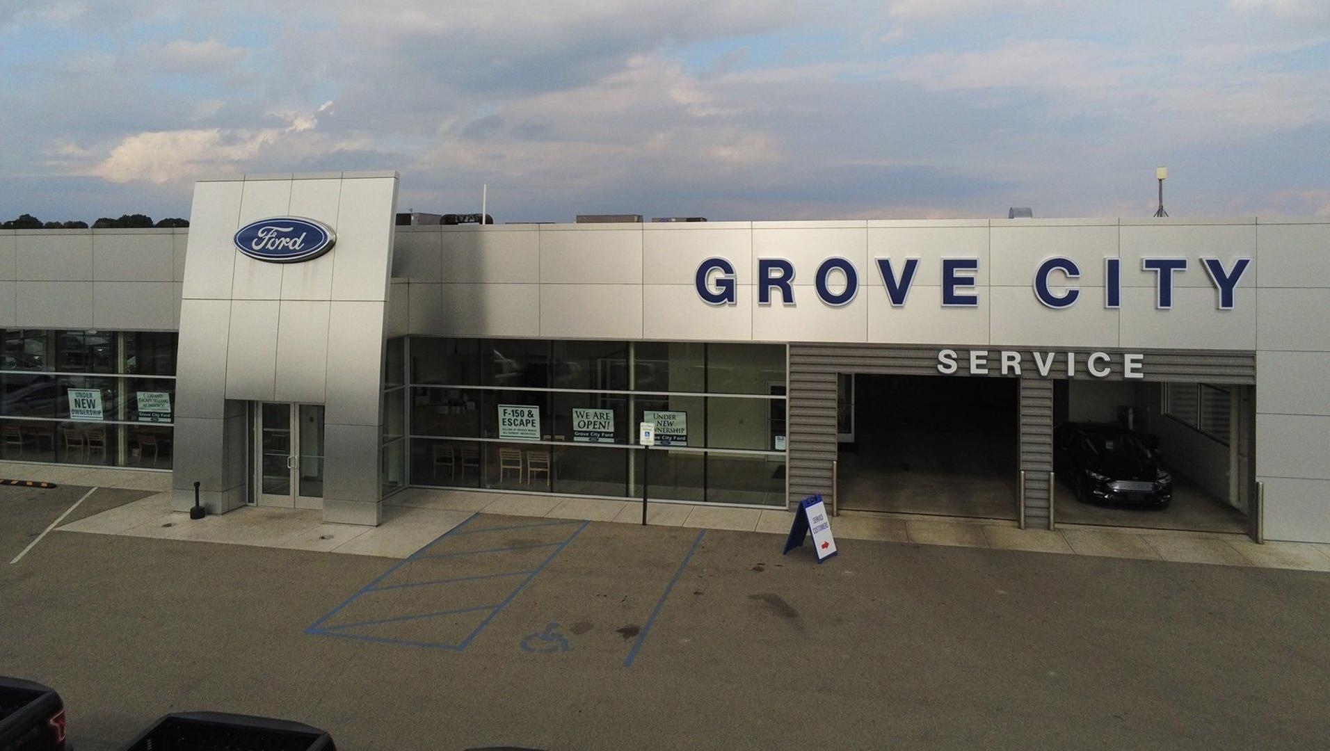 Grove City Ford is selling new and used cars.