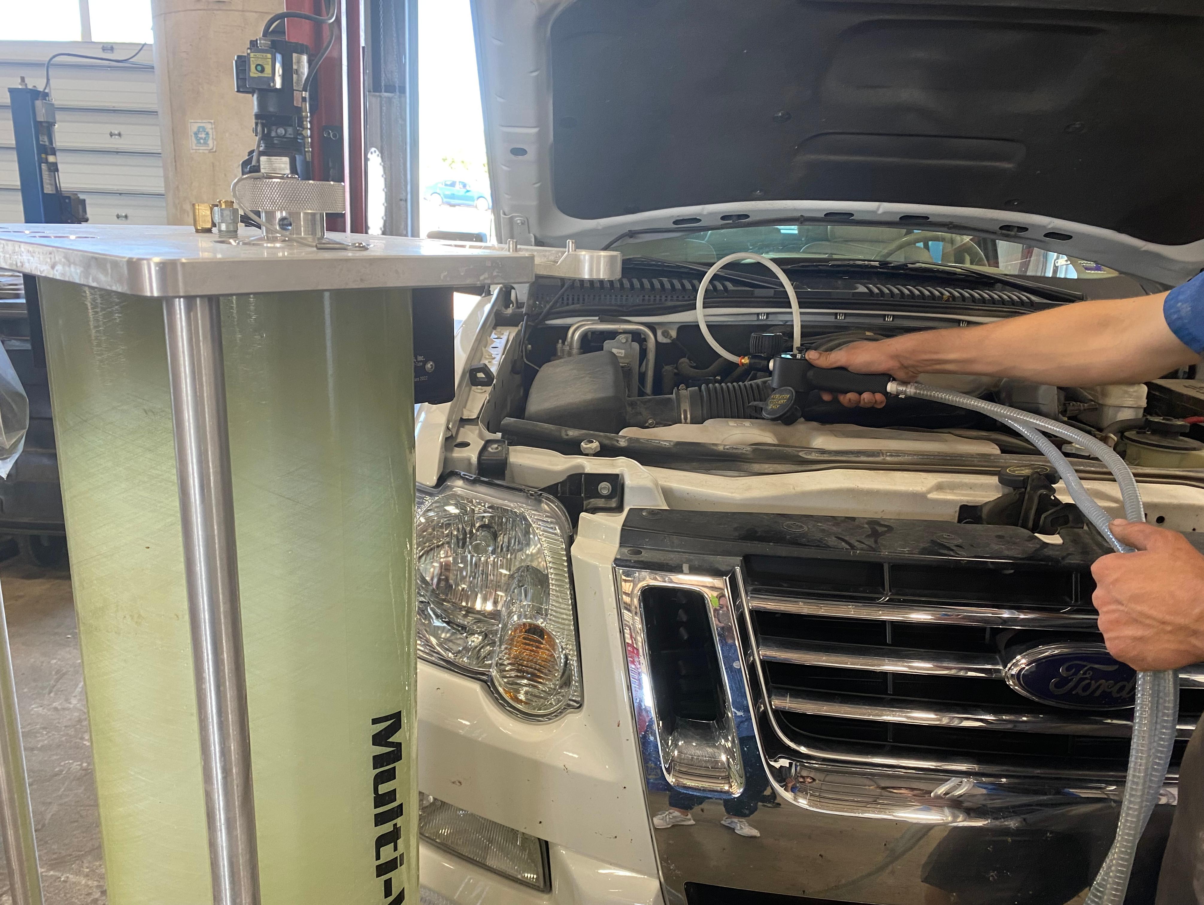 Tom Boland Ford, Inc. is a Hannibal Ford dealer and a new car and used