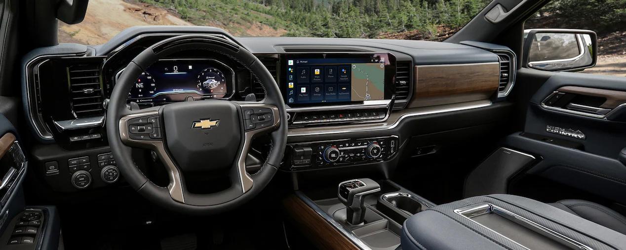 Interior of the 2022 Chevrolet Silverado 1500 available for pre-order at Wheaton Chevrolet in Regina, Saskatchewan Interior of the 2022 Chevrolet Silverado 1500 available for pre-order at Wheaton Chevrolet in Regina, Saskatchewan