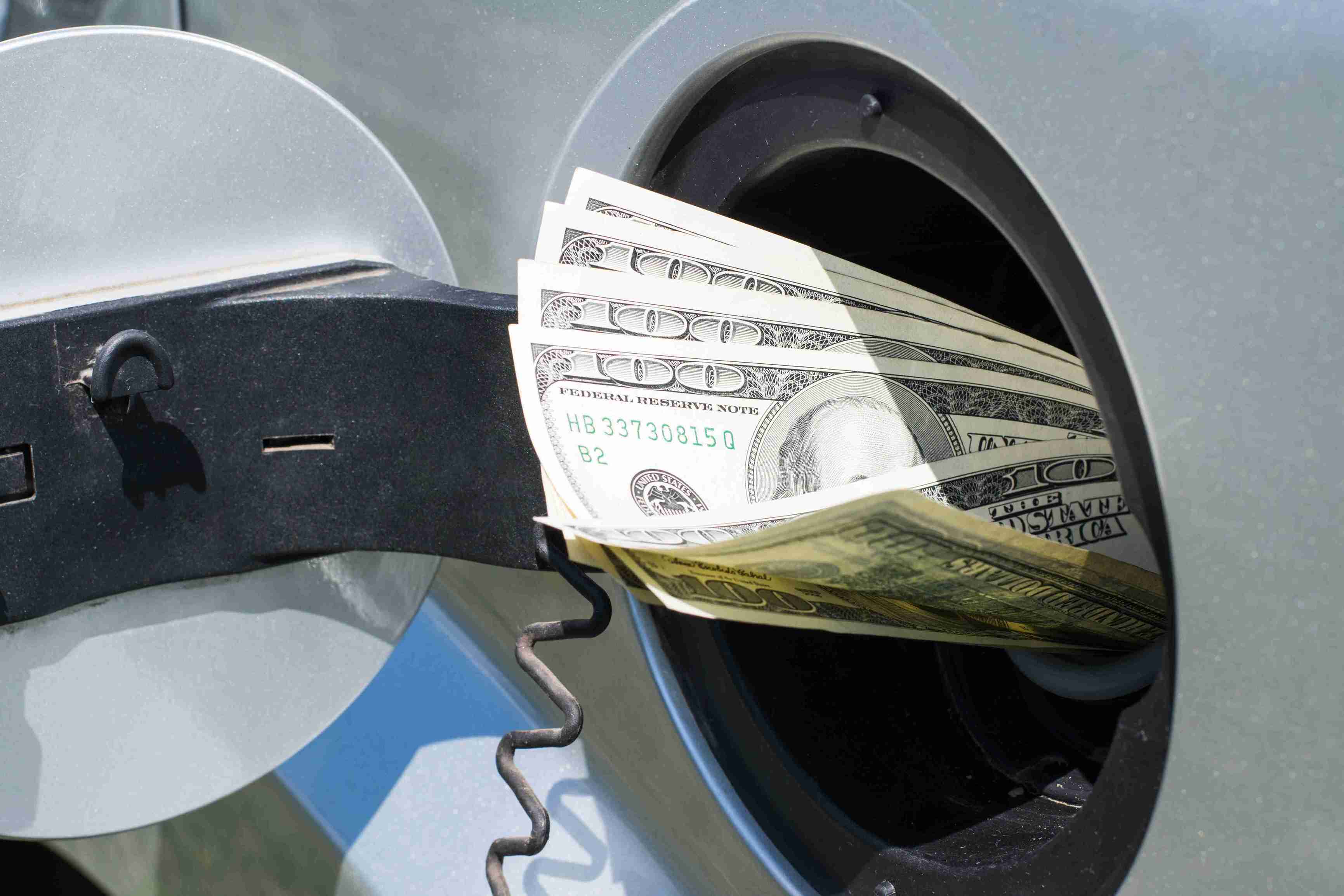 20 things You Can Do to Save Gas While Driving