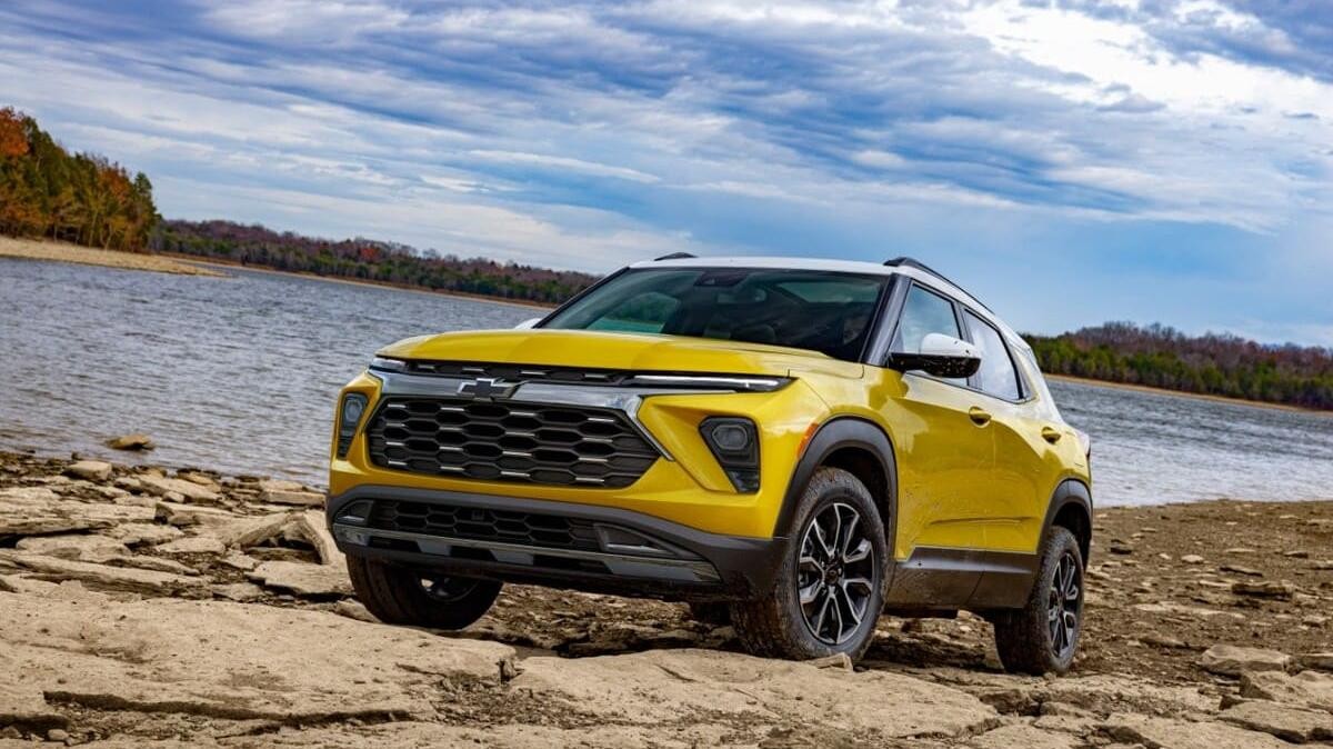 The new Chevy Trailblazer sits in front of a lake.