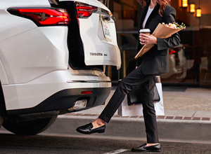 hands-free power liftgate