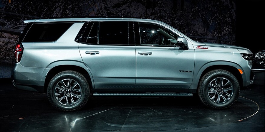 Stay connected in a 2021 Chevrolet Tahoe near Avondale AZ