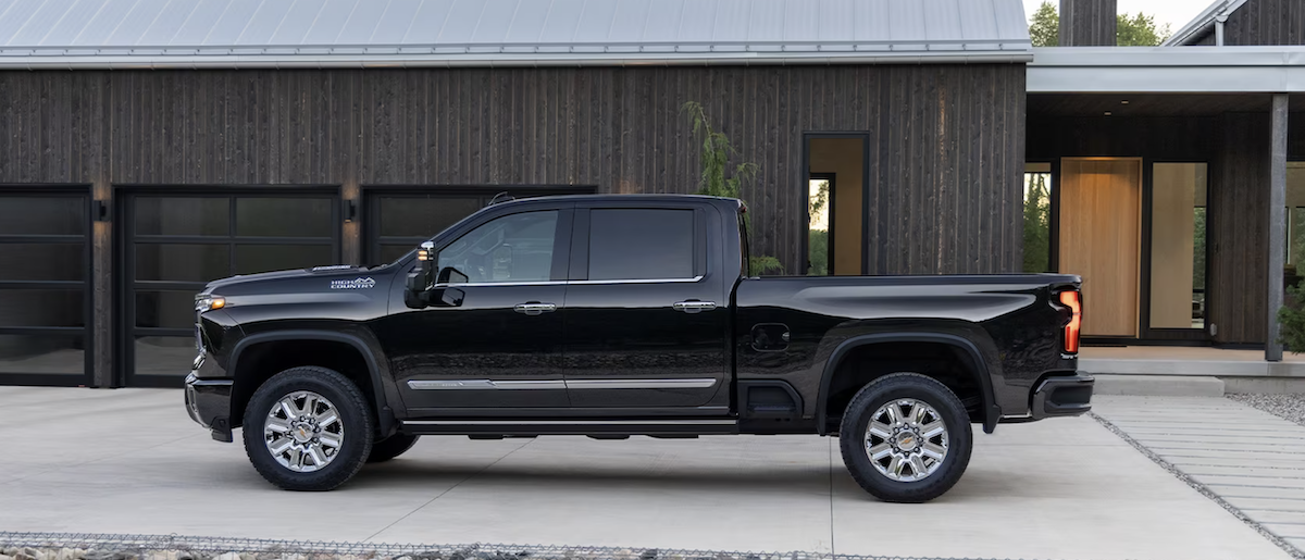 Left Side Kit | CHEVROLET SILVERADO 2500HD CUSTOM 2024 Left Side Kit | CHEVROLET SILVERADO 2500HD CUSTOM 2024