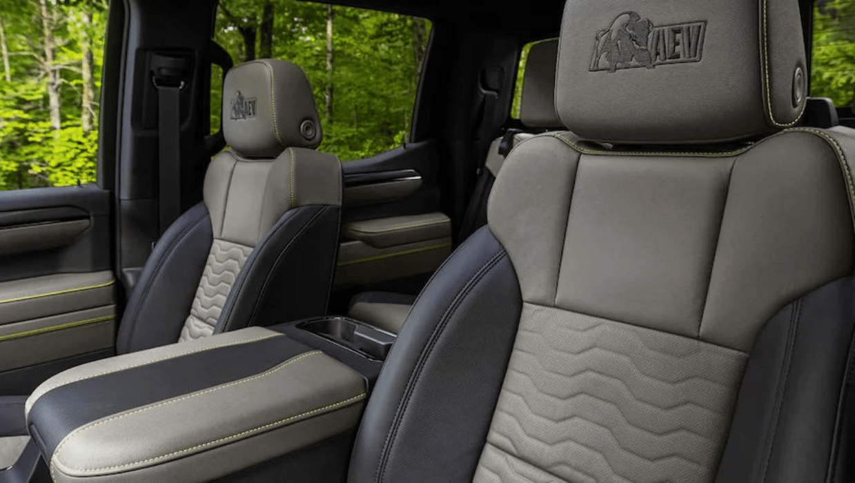 2023 Chevrolet Silverado 1500 Model Review in Independence, IA