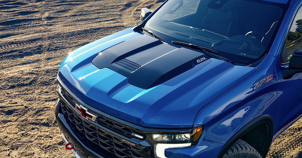 203 Chevy Silverado- Hood Aerial View