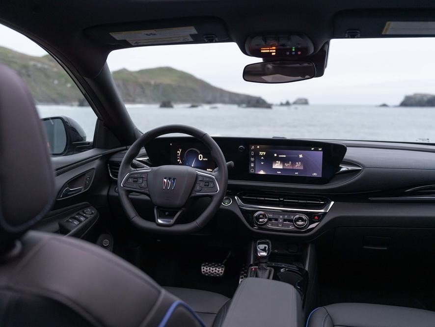 Buick Envista Interior 1