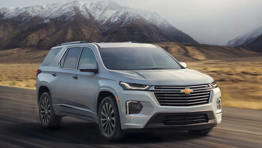 2022 Chevrolet Traverse Mid Side SUV Exterior Left Side Front View