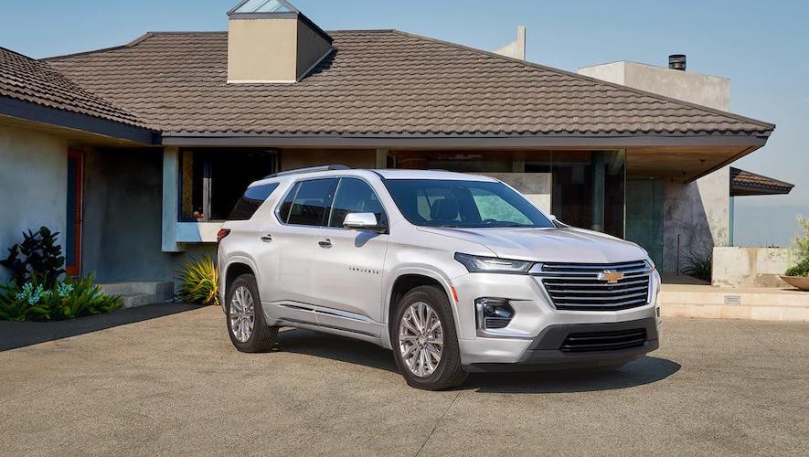 Front Angle Chevy Traverse 