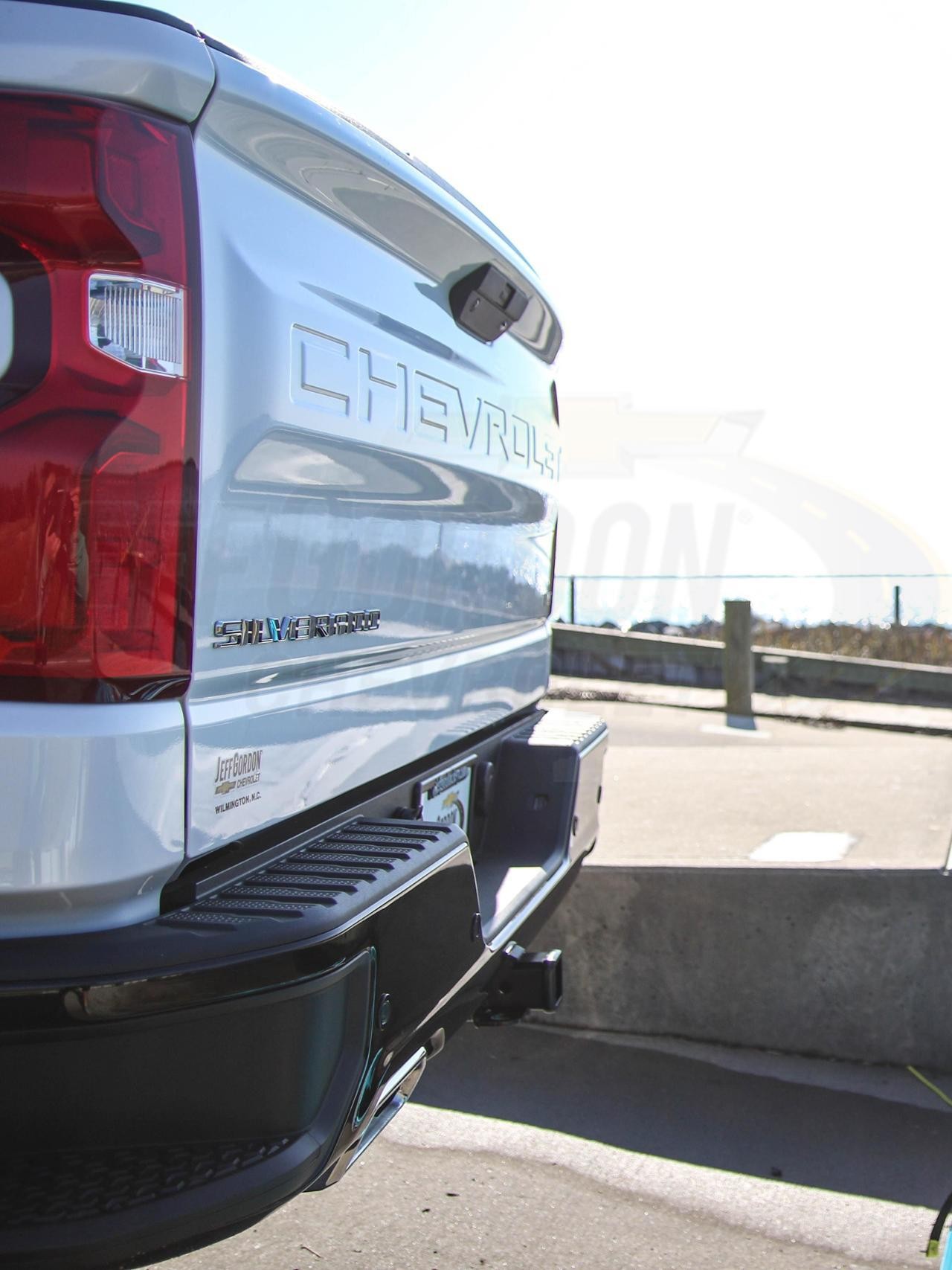 2019 Silverado features