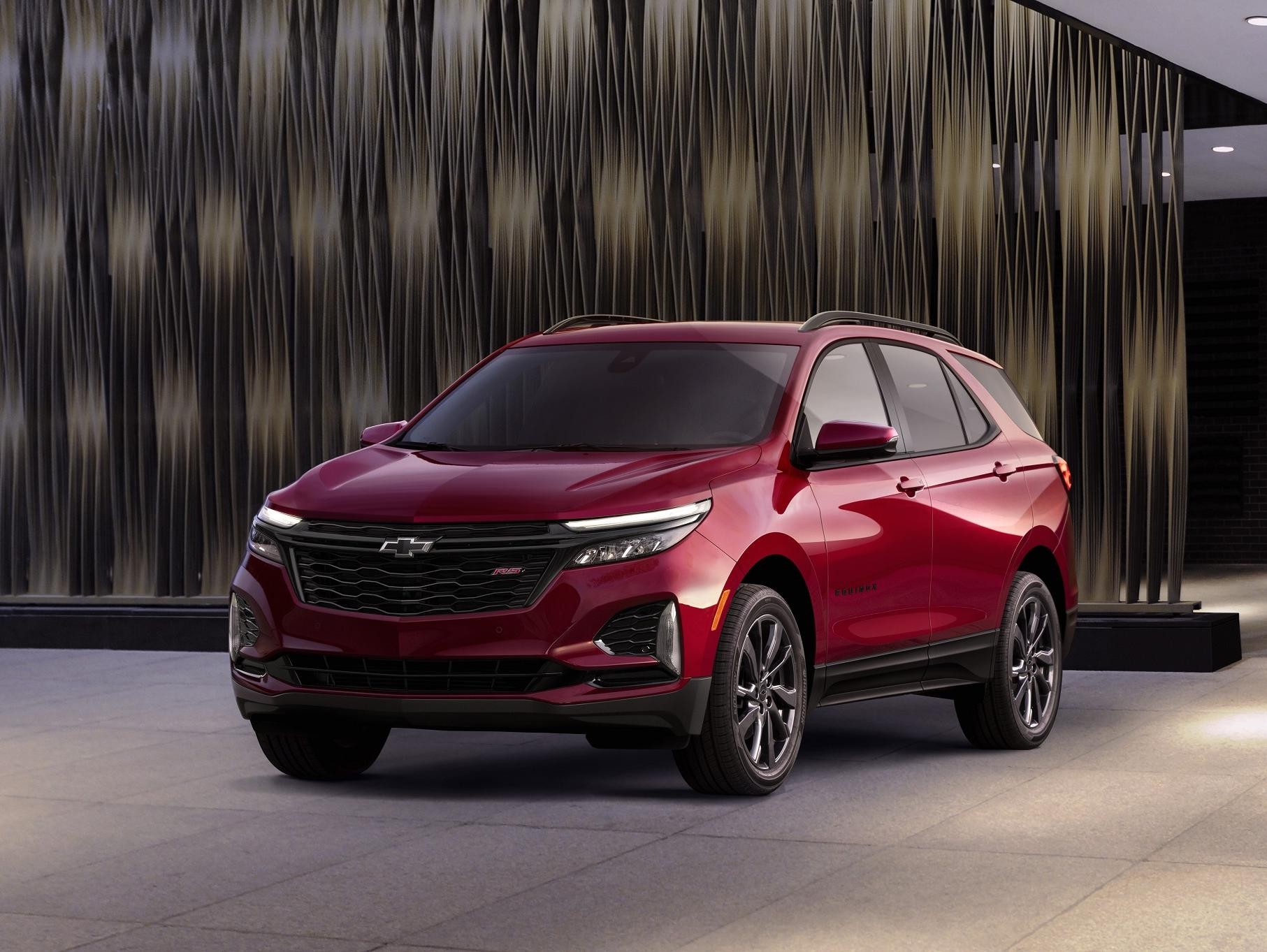 2023 Chevrolet Equinox Parked