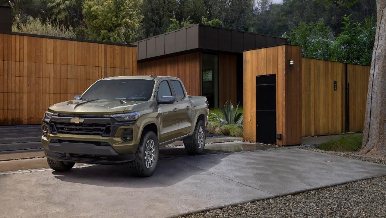 2023 Chevrolet Colorado Overview