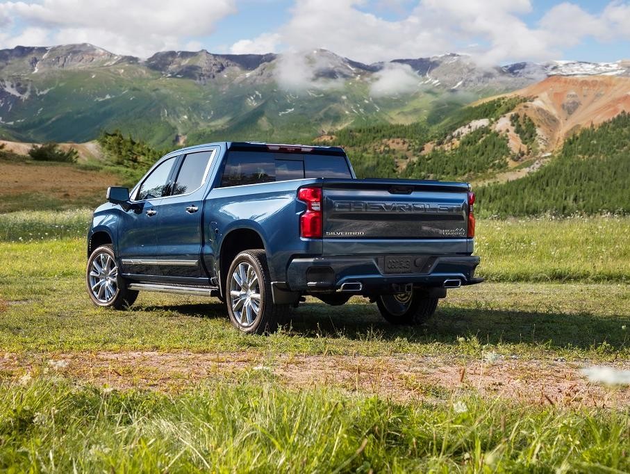 2022 Chevrolet Silverado 1500 Rear