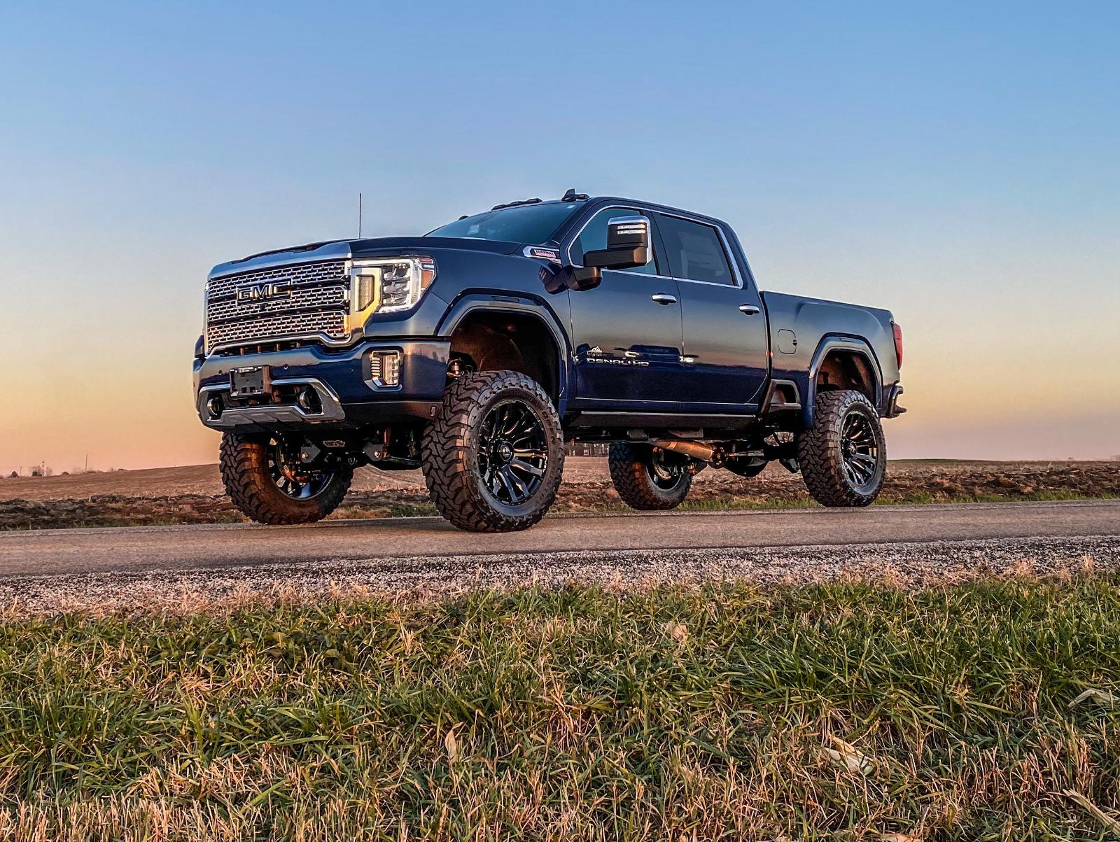 Everest Lifted Truck Video Gallery Lighthouse Buick GMC